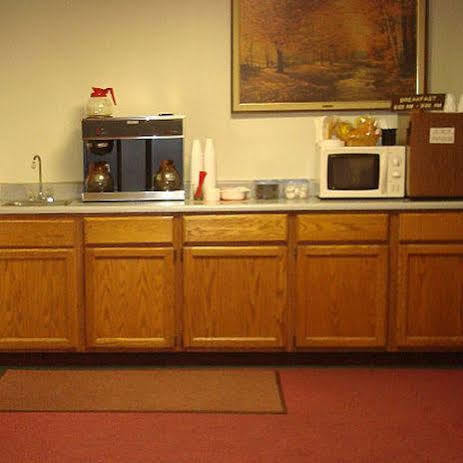 Anderson Chesterfield Travel Inn Daleville Exterior photo